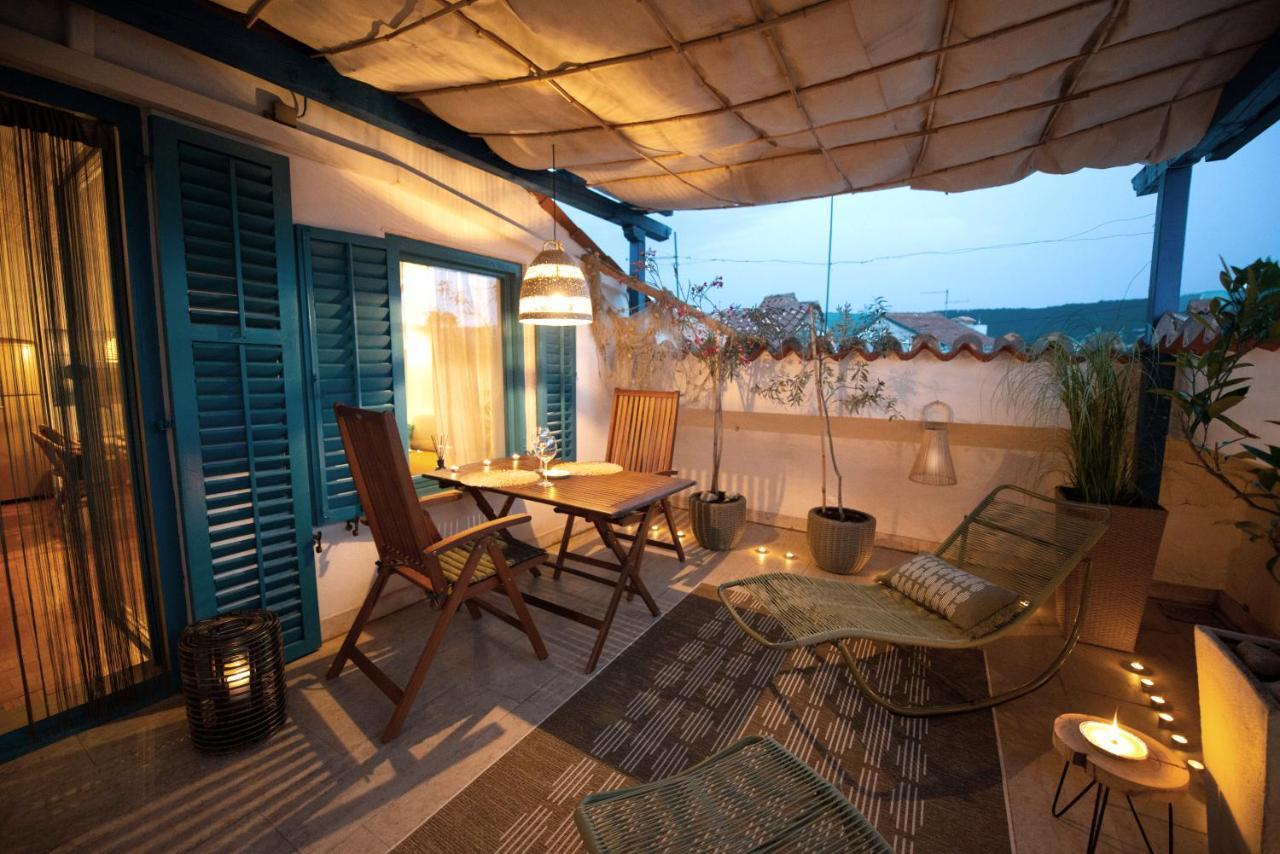 Modra Luna- Apartment With Terrace Izola Ngoại thất bức ảnh